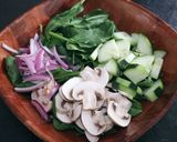 Foto del paso 3 de la receta: Ensalada con pollo