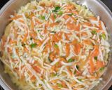 Foto langkah ke 3 dari resep Egg Foo Young.