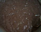 Foto langkah ke 3 dari resep Eggless cake chocolate simple.