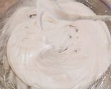 Hình bước làm 1 của món Meringue người tuyết mừng giáng sinh