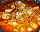 Foto langkah ke 6 dari resep Sundubu Tofu Ramyeon Jjigae Tahu.