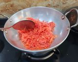 A picture of step 3 of Authentic Gajar Halwa.