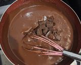 Foto langkah ke 4 dari resep Chocolate Mousse Cake.