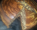 A picture of step 4 of Zebra cake.