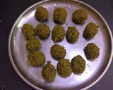 A picture of step 5 of Lilva kachori.