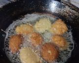 Foto langkah ke 2 dari resep Telur Kelapa Parut Goreng.