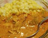 Gombás -tejfölös csirkemelltokány nokedlivel recept fázis 3 fotója