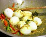Foto langkah ke 2 dari resep Telur Kunyit Terasi sederhana aja ^^ no Santan.