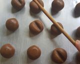 Foto langkah ke 3 dari resep Coffee Cookies (Kue Kopi).
