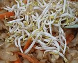 Foto langkah ke 4 dari resep Kwetiau Ayam.