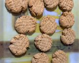 Foto del paso 3 de la receta: Galletitas Saludables c Harina de Almendras, Avena, Manteca de Maní y Chips