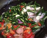 Foto langkah ke 1 dari resep Tumis kikil cabai hijau.