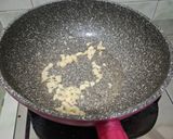 Foto langkah ke 1 dari resep Kuah Bening Sawi Putih Gurih.