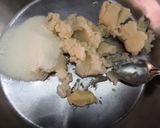 A picture of step 4 of Suji ke gulabjamun.