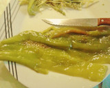 Foto del paso 3 de la receta: Bocata de Salchichas frescas con Pimiento verde asado