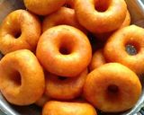 Gambar langkah 4 resipi Kuih Keria.