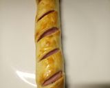 A picture of step 3 of Sausage and ham roll.
