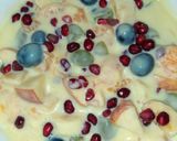 A picture of step 4 of Vanilla fruit Custard.