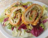 Foto del passaggio 5 della ricetta Rotolo di carote julienne con provola e insalata