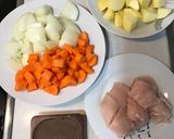 A picture of step 1 of Japanese Curry.
