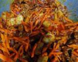 Gambar langkah 5 resipi Bihun Goreng Daging.