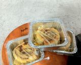 Foto langkah ke 6 dari resep Cinnamon Roll Bread Pudding | Puding Roti Tawar Gulung KayuManis.