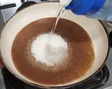 A picture of step 1 of Samosa Chutney.