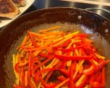 A picture of step 3 of Poul Nan Sos. (Haitian chicken in sauce).
