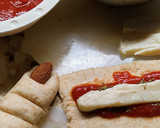 Foto del paso 2 de la receta: Pizza Dedos de Bruja Halloween