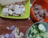 Foto langkah ke 1 dari resep Sayur bening oyong.