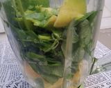 Foto langkah ke 2 dari resep Jus Bayam Alpukat Nanas.