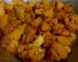 आलू फूलगोभी सब्जी(aloo fulgobhi sabji recipe in hindi) रेसिपी चरण 5 फोटो