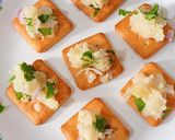 A picture of step 3 of Biscuit Sev Puri Chaat.