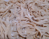 Foto del paso 1 de la receta: Fideos caseros con salsa de camarones