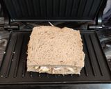 A picture of step 5 of Grilled Coleslaw Sandwich.