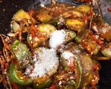 Foto langkah ke 2 dari resep Sambal terong teri.