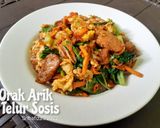 Foto langkah ke 6 dari resep Orak Arik Telur Sosis Pedas Manis.