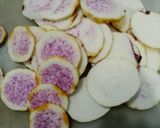કંદ પૂરી (Kand Puri Recipe In Gujarati) રેસીપી સ્ટેપ2ફોટો