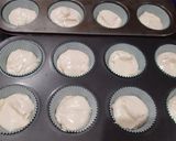 A picture of step 4 of Quick 3minute vanilla cupcakes.
