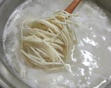 A picture of step 6 of Lanzhou Beef Noodle Soup.