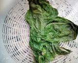 Foto del paso 2 de la receta: Acelga rellena, bañada con salsa de avellanas y almendras