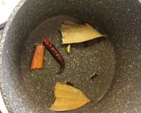 A picture of step 4 of Potoler Rezala (Parwal / Pointed Gourd Curry).