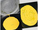 A picture of step 2 of Gram flour & semolina pancakes.