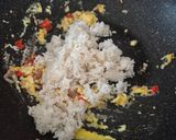 Foto langkah ke 4 dari resep Nasi Goreng Ikan Asin Jambal.