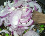 A picture of step 3 of Indian Onion Okra Fry.