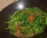 Foto langkah ke 3 dari resep Tumis Kangkung.