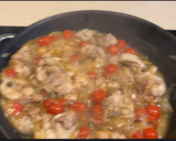 Foto del paso 4 de la receta: Pollo con tomatitos y vinagre de Módena