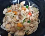 Foto langkah ke 2 dari resep Tumis Jamur Merang.