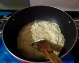 A picture of step 4 of Tiranga Kaaju Burfi.