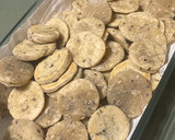 Foto del paso 6 de la receta: BIZCOCHITOS VEGANOS tipo crackers 🌱 pocos ingredientes 🤝🏻